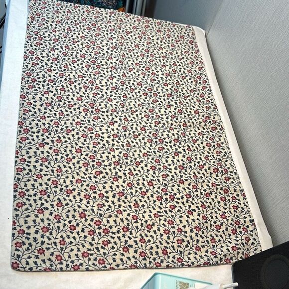 Vtg Handmade Pillowcases Pair Set 2 Standard Size Floral Country Living Prairie - Picture 2 of 7